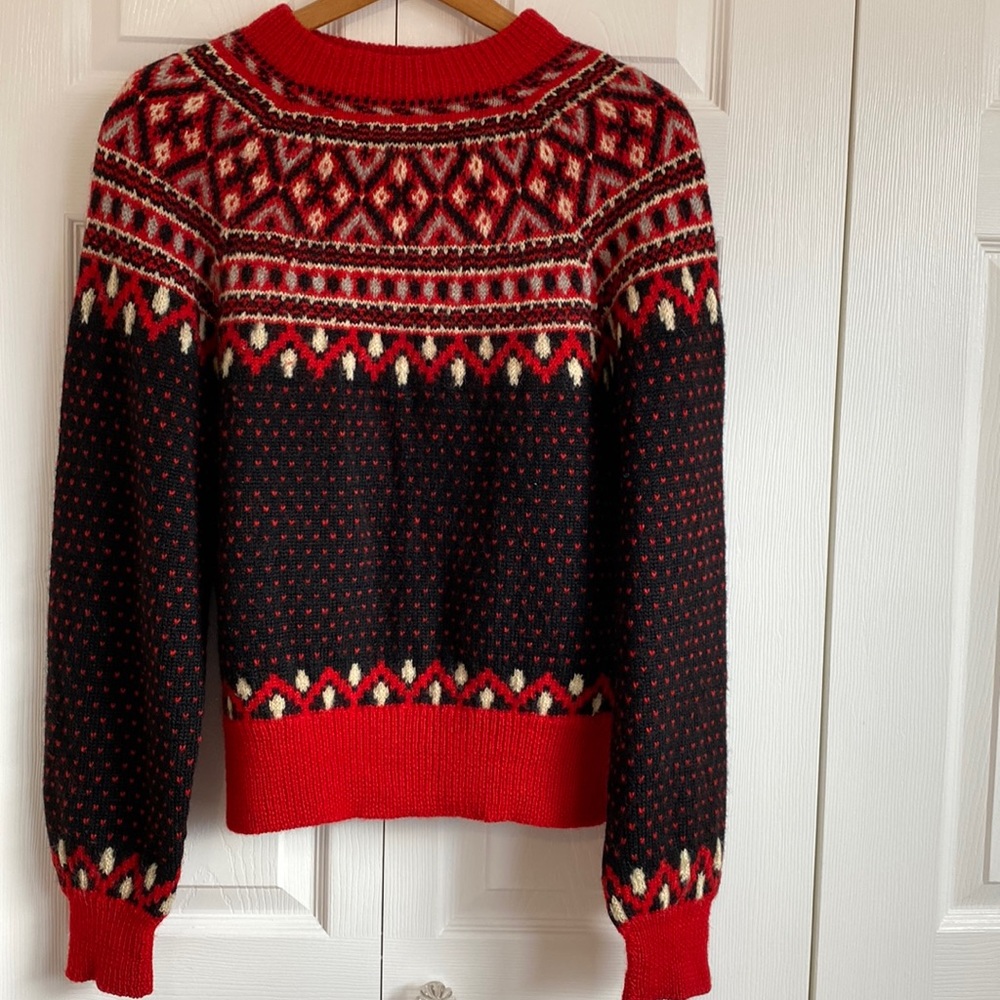 Perfect Vintage Valentine!Abercrombie and Fitch Handmade in Denmark Wool sweater